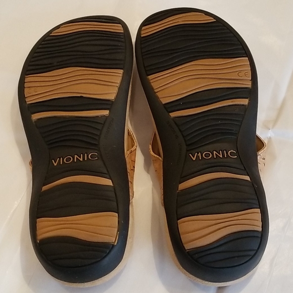 Vionic Shoes | Vionic Sandals | Poshmark